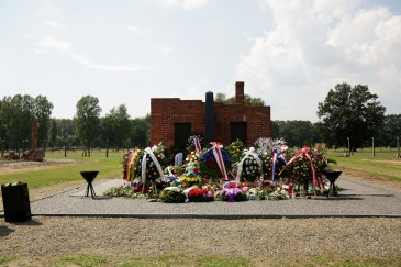 Serdecznie zapraszamy na obchody Europejskiego Dnia Pamici o Holokaucie Romw 2 sierpnia 2019r., ktre odbd si na terenie byego obozu KL Auschwitz - Birkenau. 